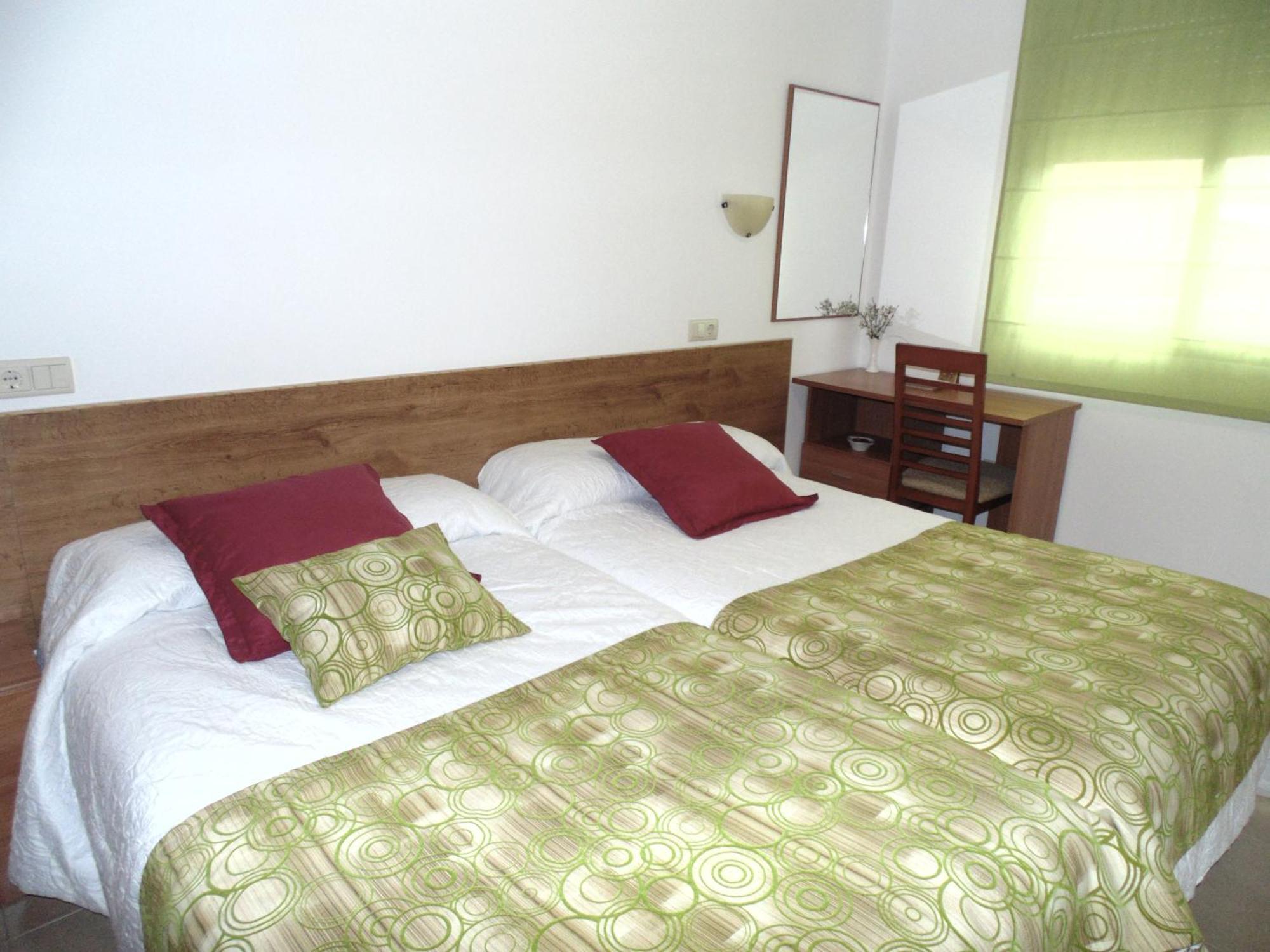 Apartamentos Outeiro Побра до Караминял Екстериор снимка